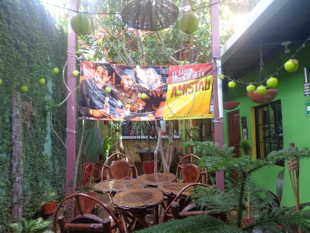 Hostal Leyendas León Buitenkant foto
