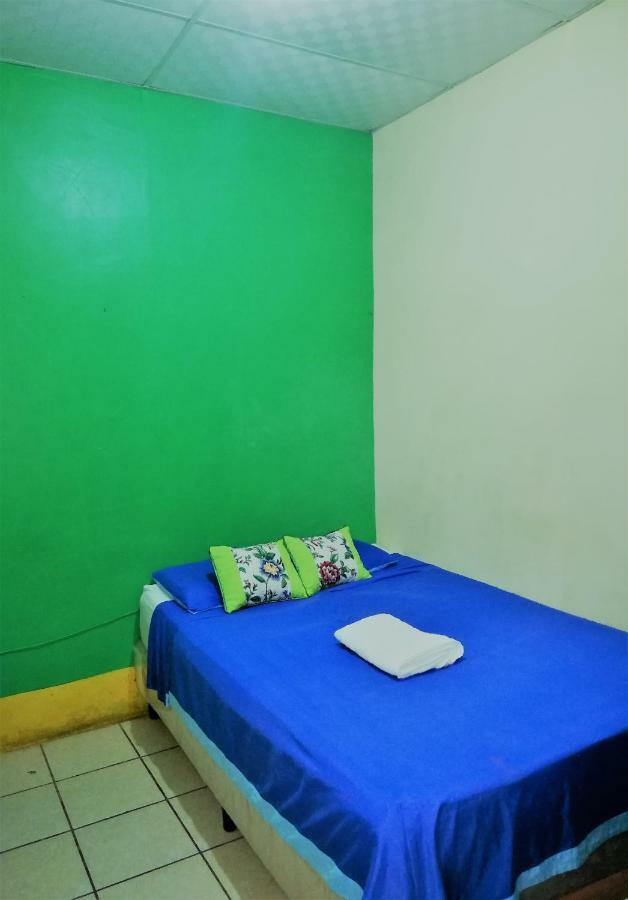 Hostal Leyendas León Buitenkant foto