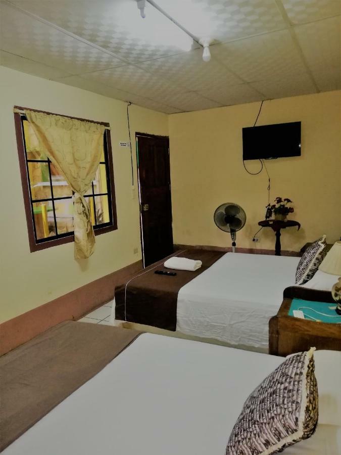 Hostal Leyendas León Buitenkant foto